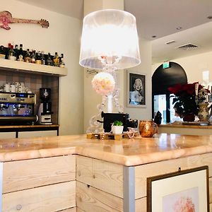 Hotel Garisenda B&B - In Centro A Riccione -